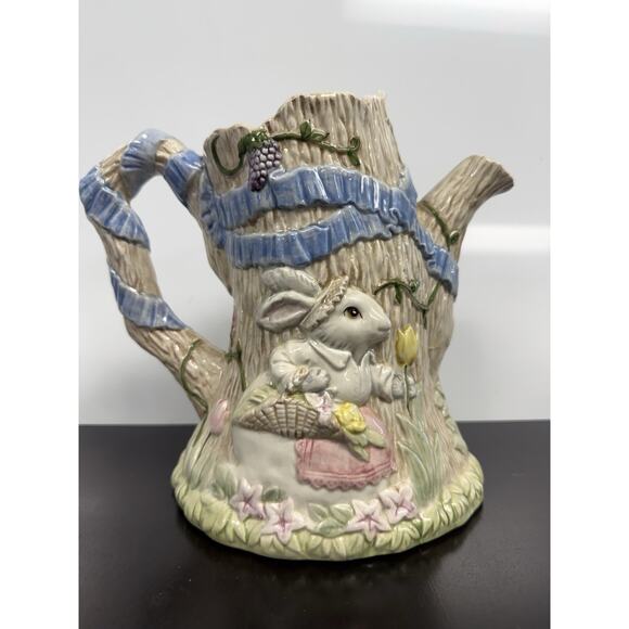 vintage Fitz and Floyd "Bunny Hollow" Tree Trunk Pitcher 1989 1.5 Qt - Picture 2 of 6